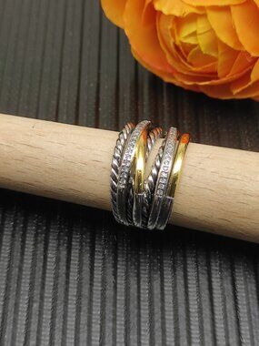 David Yurman 925 Silver Ring with Original Pouch